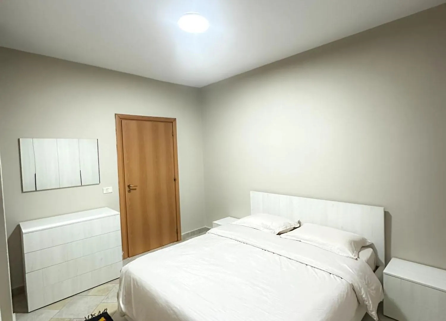 T Apartment Tirana 0*,  Albánie